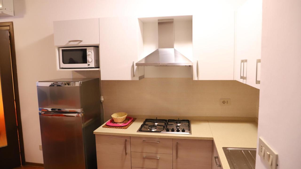 Condominio Quadrangolo-Gemini บิบิโอเน ภายนอก รูปภาพ