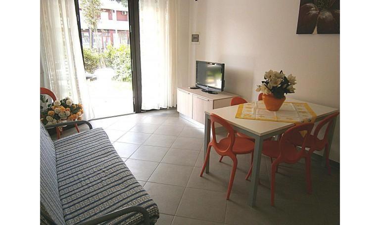 Condominio Quadrangolo-Gemini บิบิโอเน ภายนอก รูปภาพ